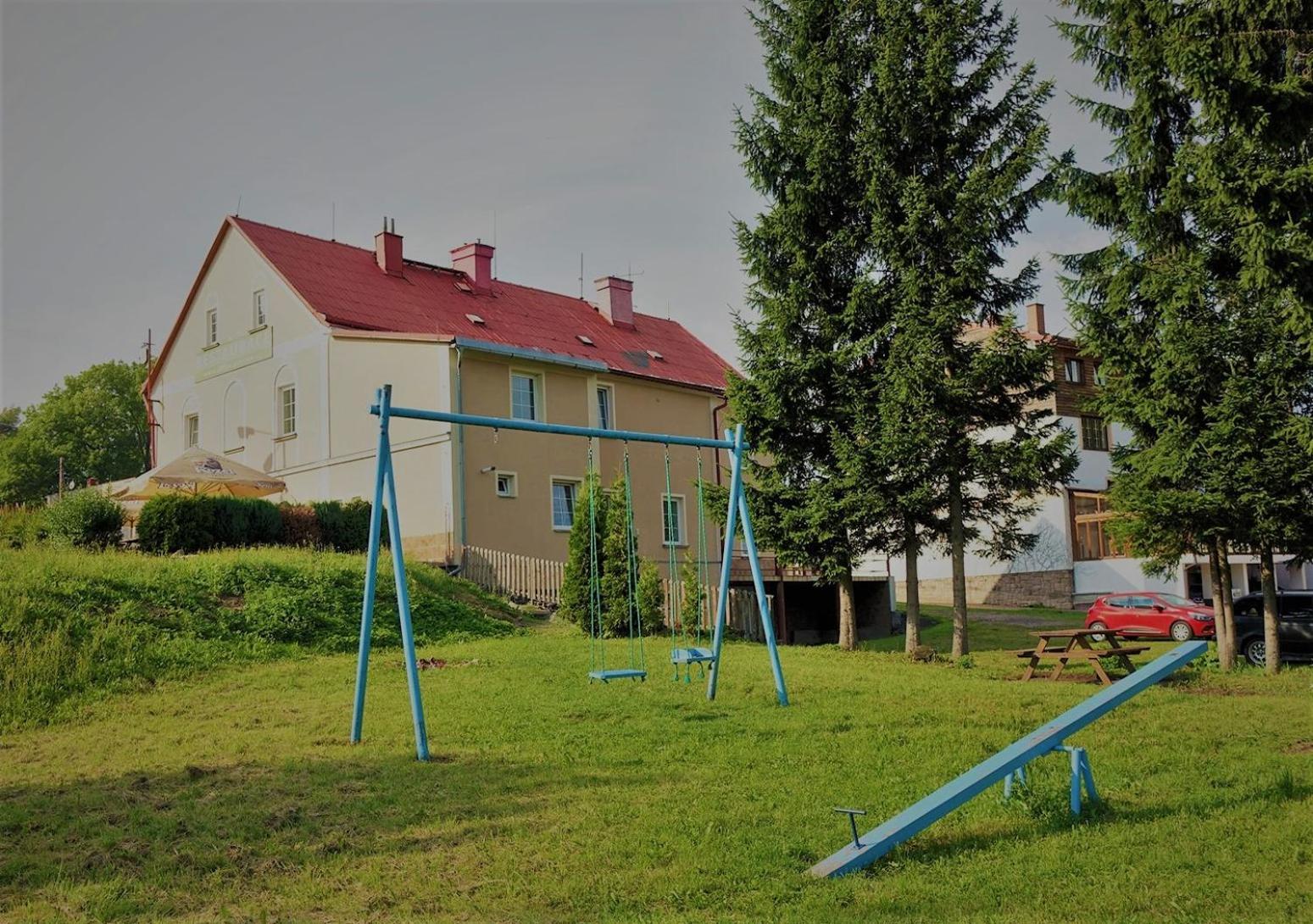 Pension Zaclersky Medved Exterior foto
