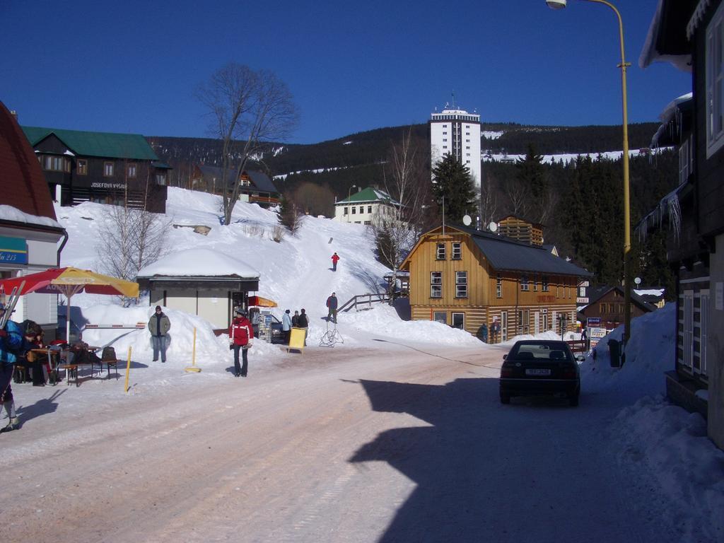 Pension Zaclersky Medved Exterior foto