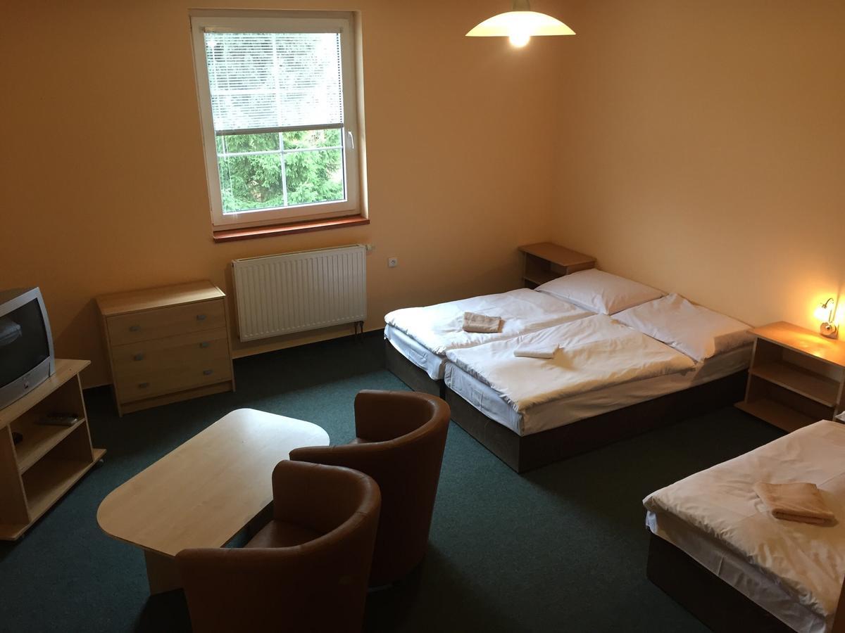 Pension Zaclersky Medved Exterior foto