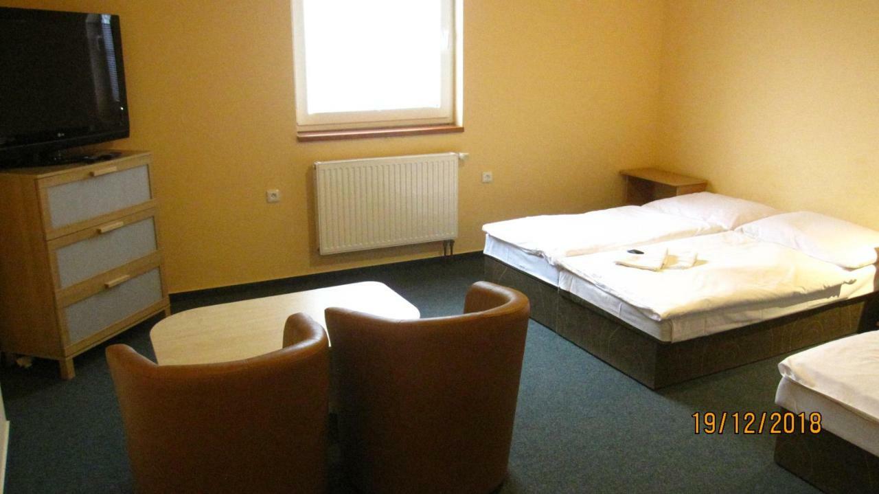 Pension Zaclersky Medved Exterior foto